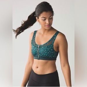 💚 Lululemon Drop It Like It's Hot Mountain Peaks Black Forage Teal Workout Bra